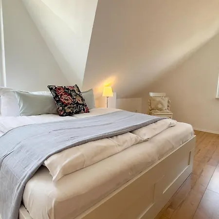 Semesterbostad Haus-eversand-2